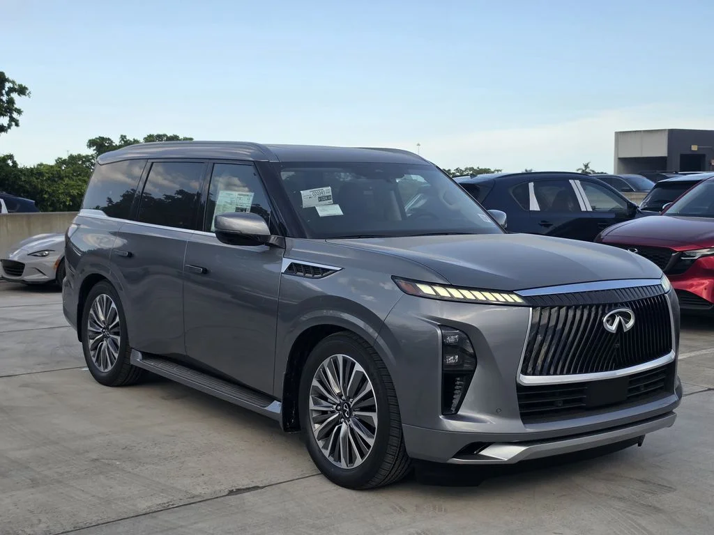 New 2027 DYNAMIC METAL INFINITI Luxe 2WD image 3