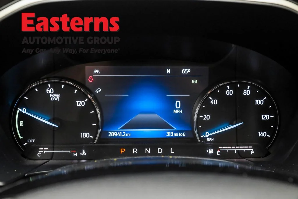 Used 2021 Blue Ford SEL image 18
