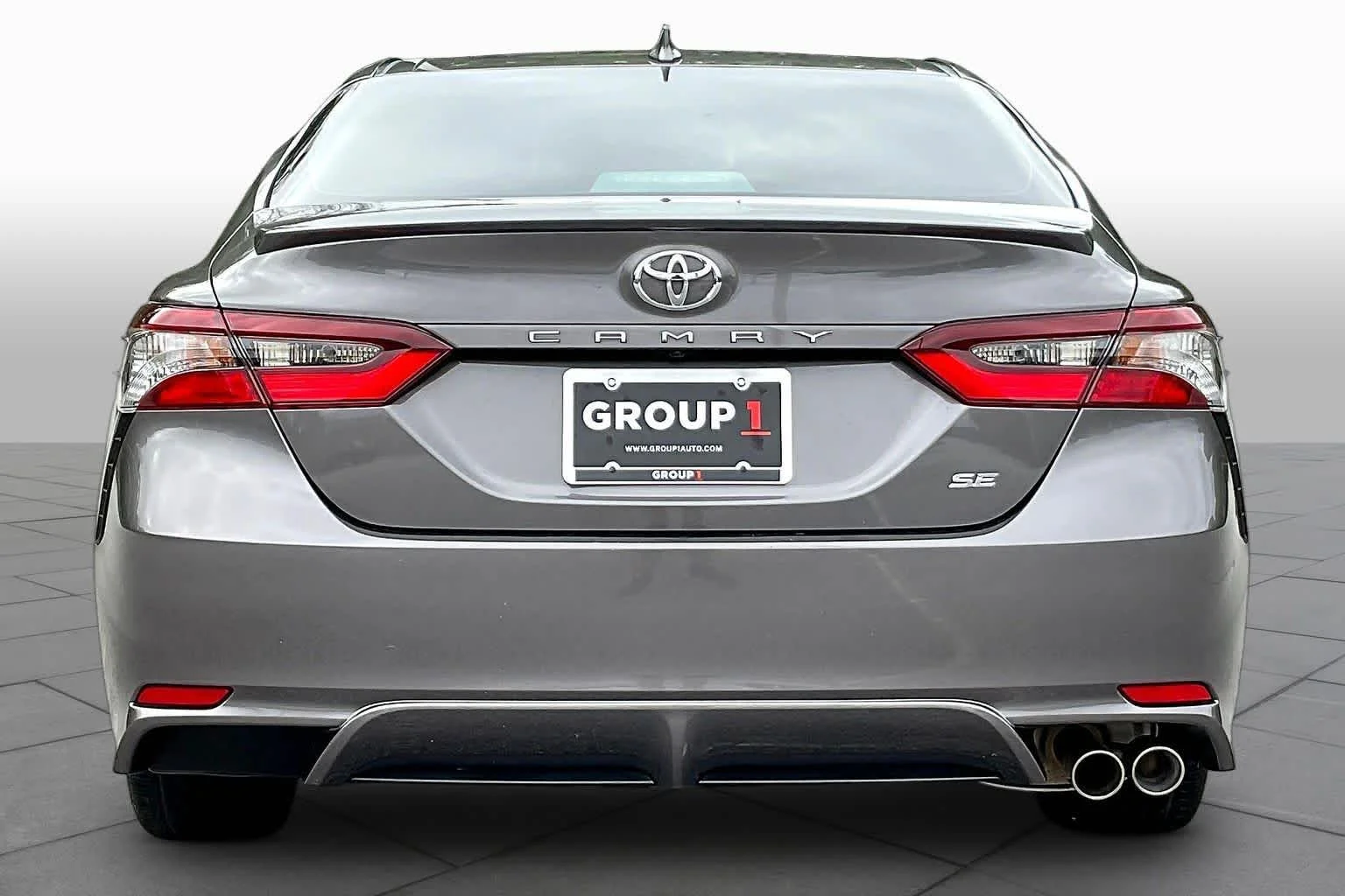 Used 2024 Predawn Gray Mica Toyota SE image 5