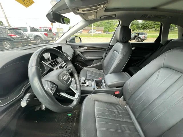 Used 2018 Black Audi 2.0T image 11