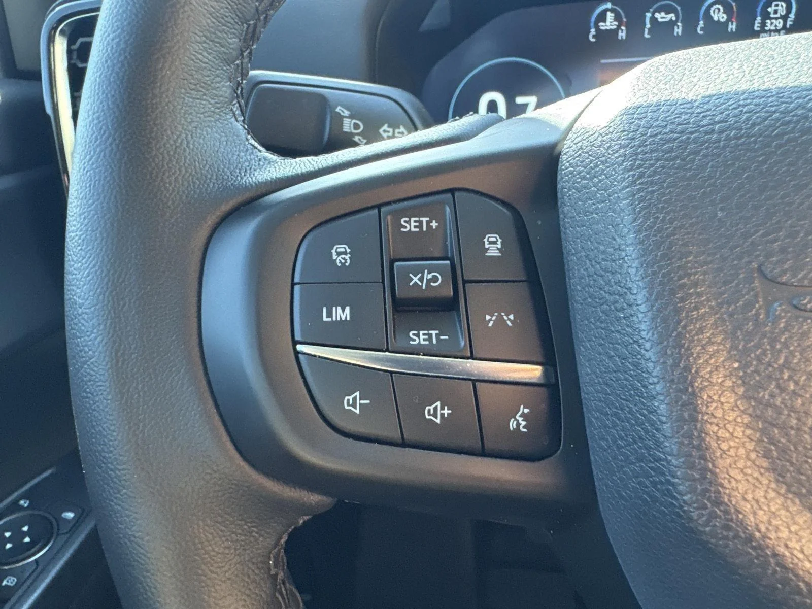 2025 Ford Ranger Lariat - Photo 15