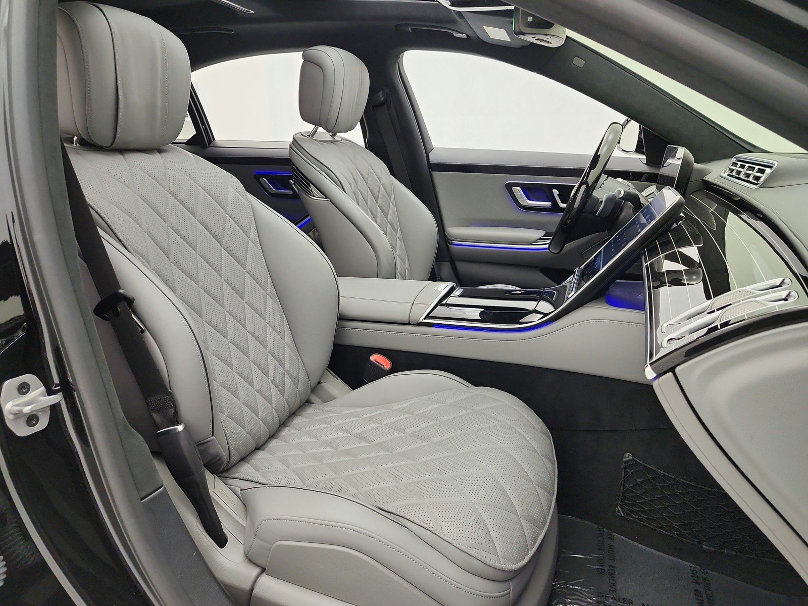 Certified Used 2023 Obsidian Black Mercedes-Benz S 580 4MATIC® Sedan image 20