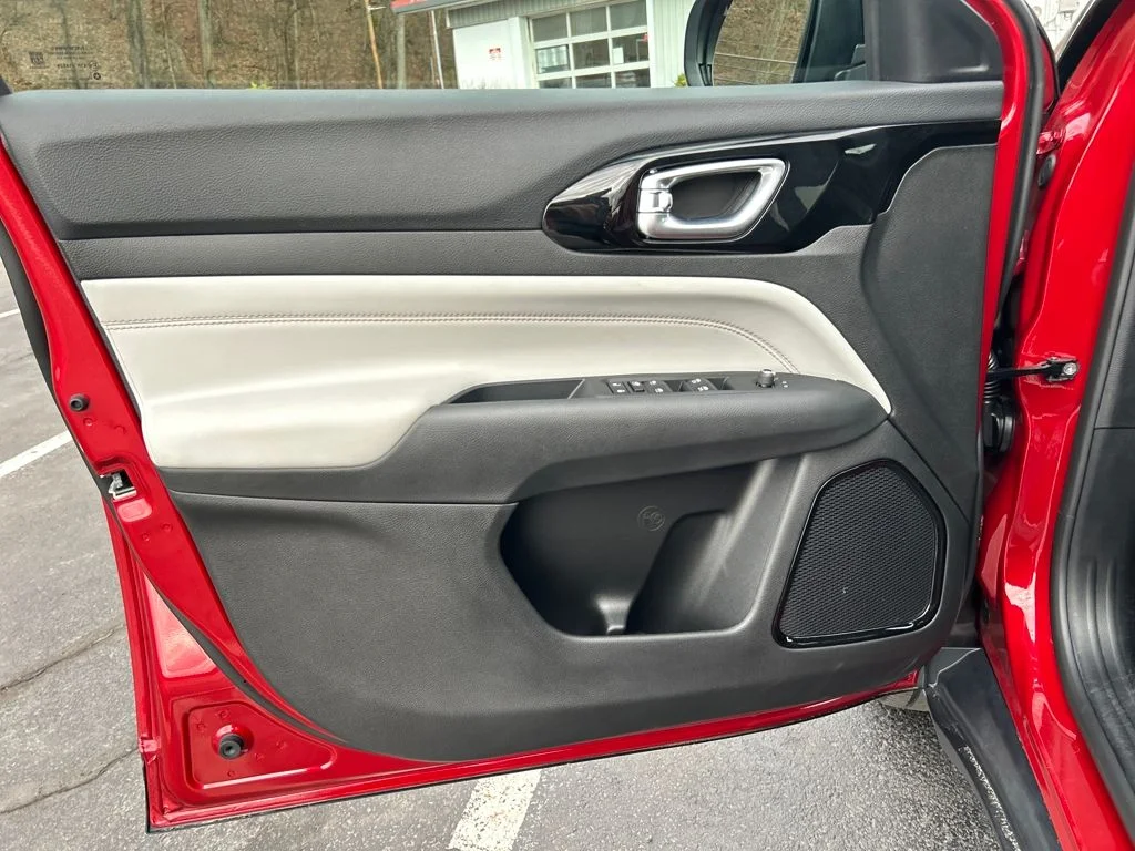 2026 Jeep Compass Limited - Photo 19