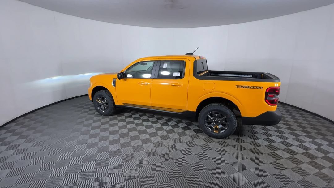 New 2026 Orange Fury Metallic Tri-Coat Ford Tremor image 6