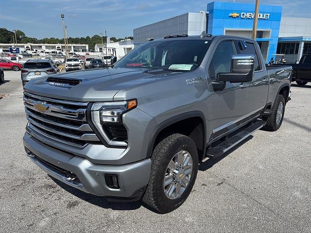 New 2026 Sterling Gray Metallic Chevrolet High Country image 2