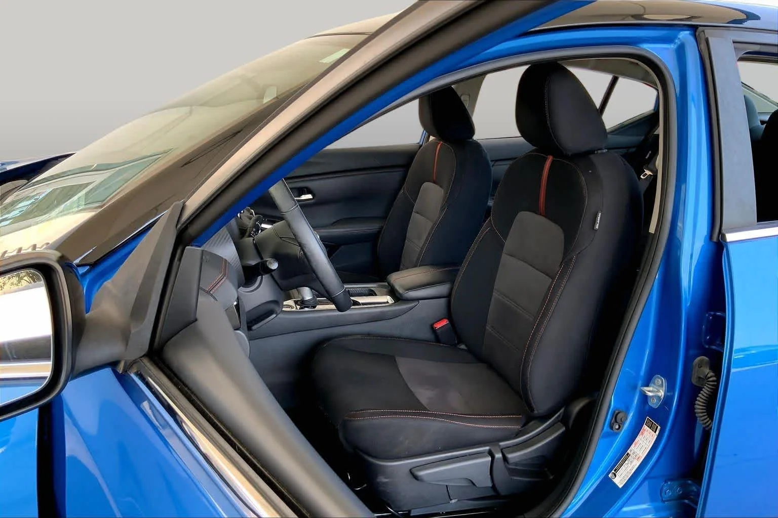 Used 2024 Super Black Nissan SR image 8