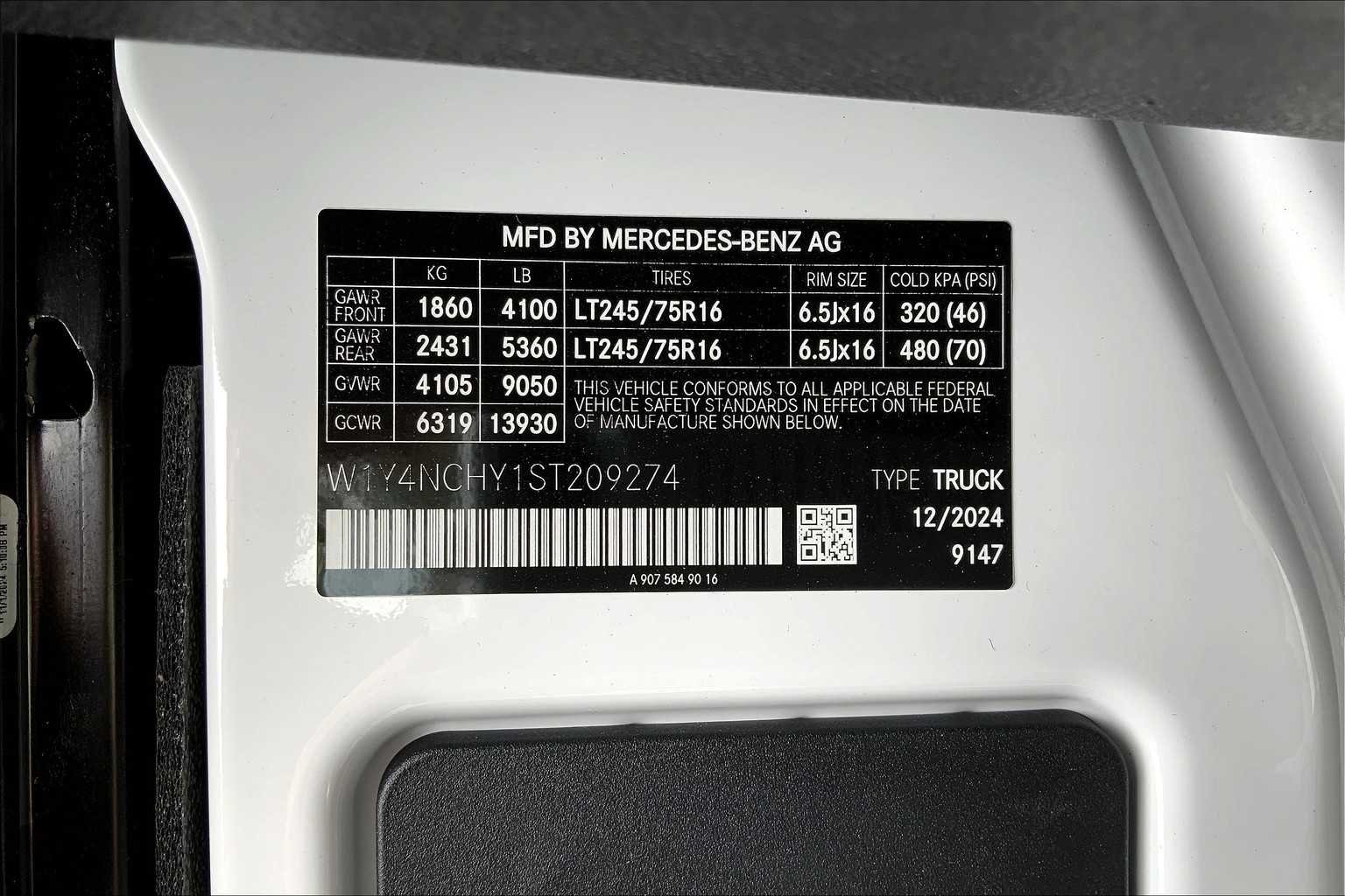 2025 Mercedes-Benz Sprinter Cargo Van Base - Photo 26