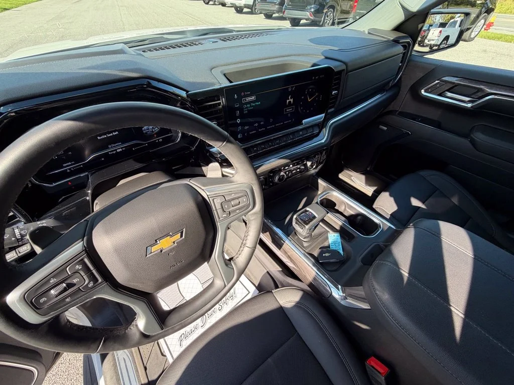Used 2024 White Chevrolet LTZ image 13