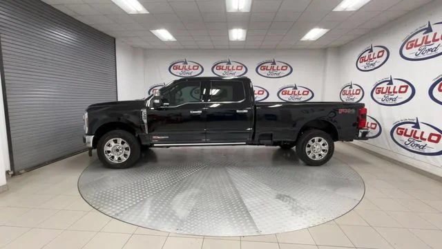 New 2026 Agate Black Metallic Ford King Ranch image 8