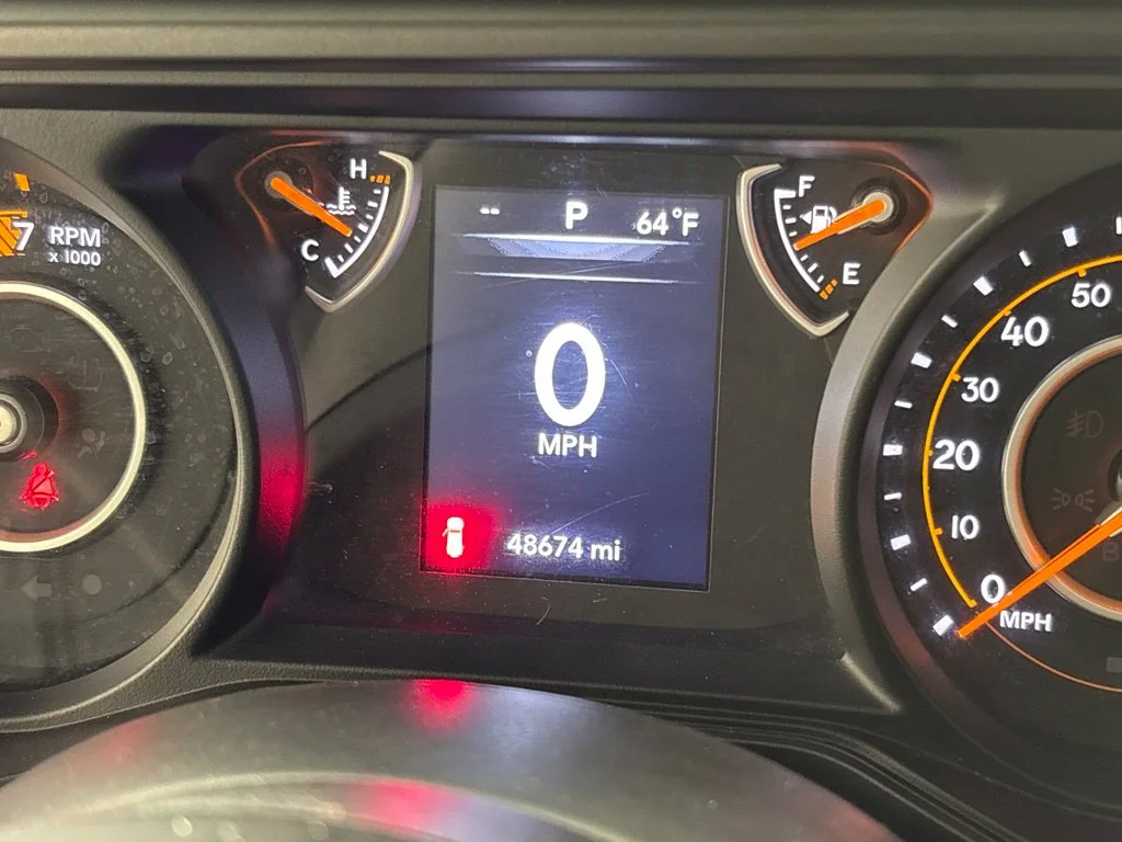 Used 2024 White Jeep Sport S image 32