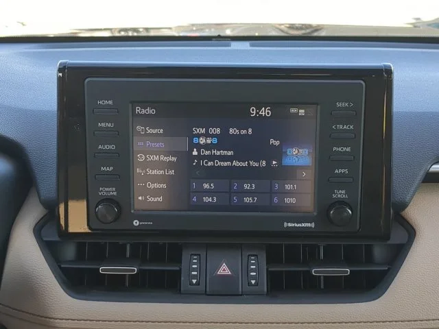 Certified Used 2021  Toyota XLE Premium image 20
