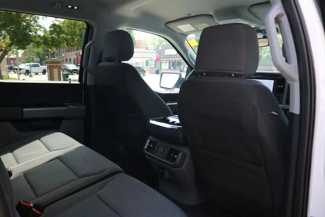 New 2026 Oxford White Ford XLT image 49