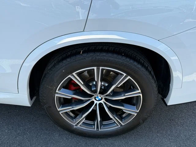 Certified Used 2024 Alpine White BMW xDrive40i image 11