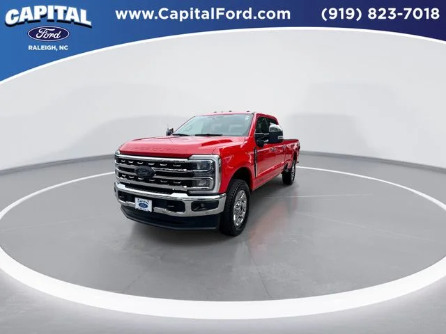 Used 2026 Red Ford Lariat image 4