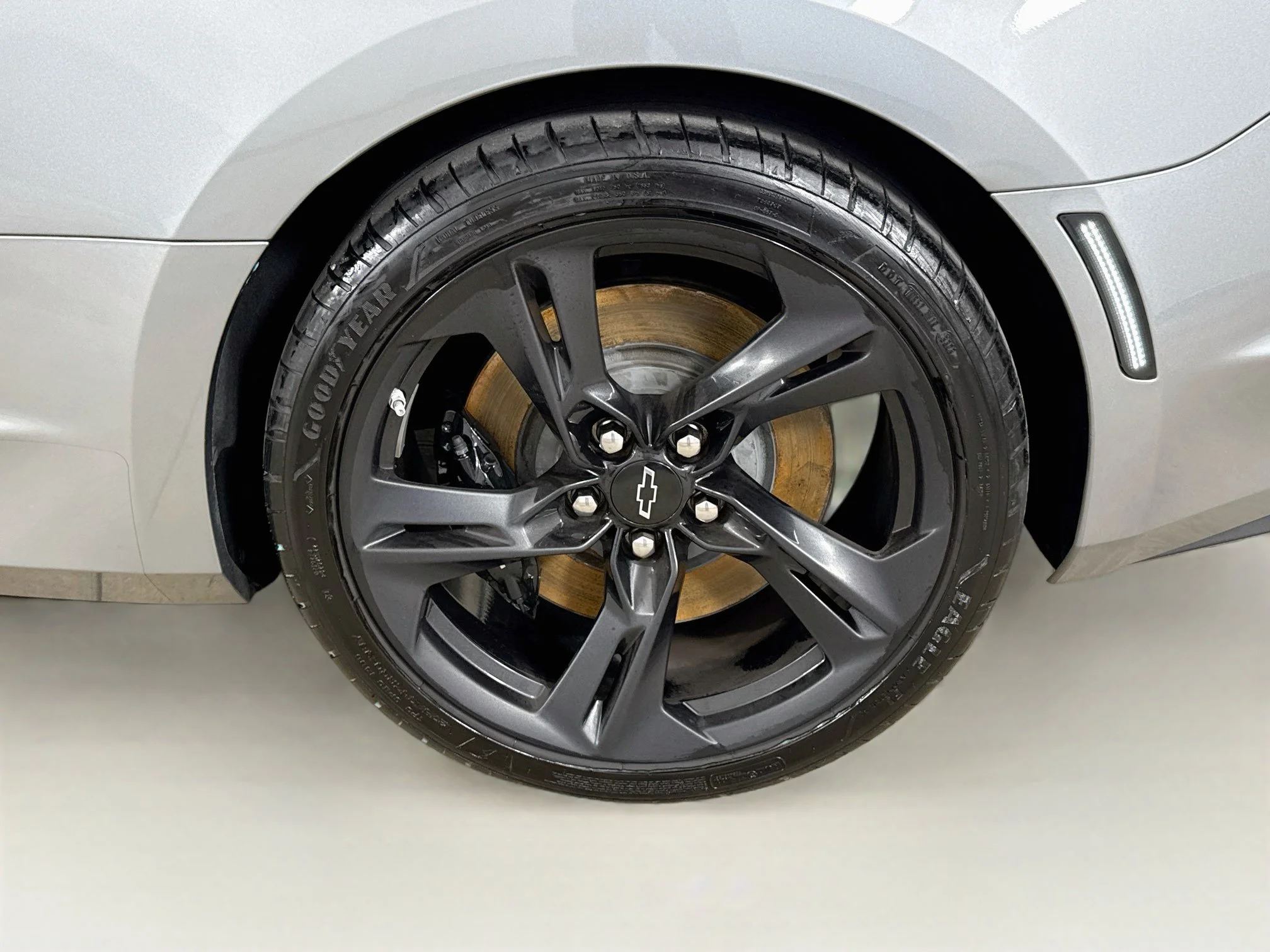 Used 2024 Sharkskin Metallic Chevrolet 2SS image 31