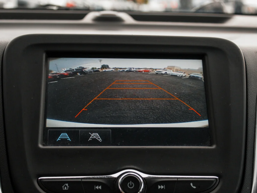 Used 2018 Iridescent Pearl Tricoat Chevrolet LT image 21