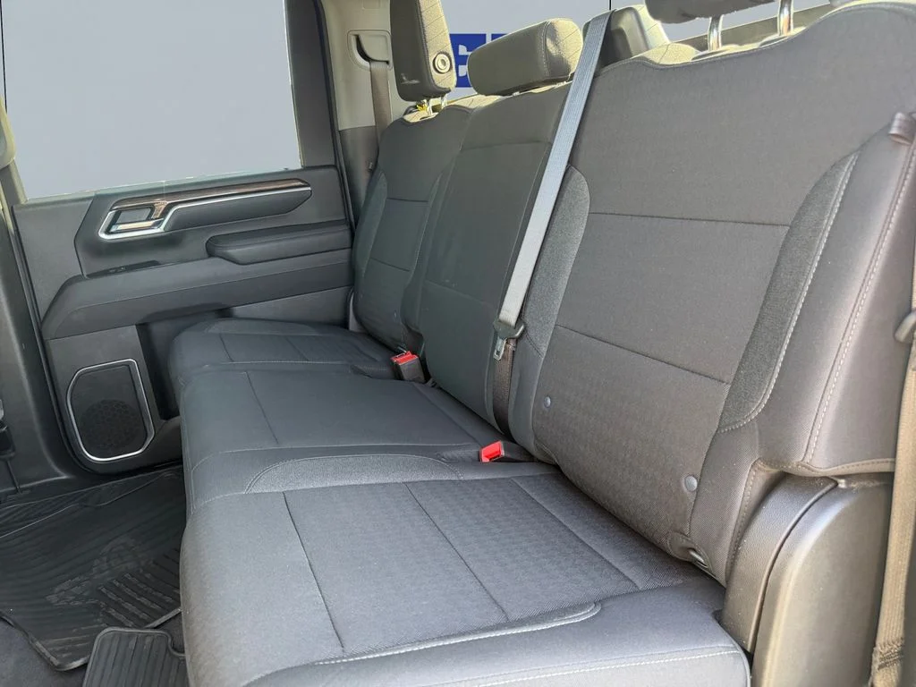 Used 2025 Sterling Gray Metallic Chevrolet LT DRW image 16