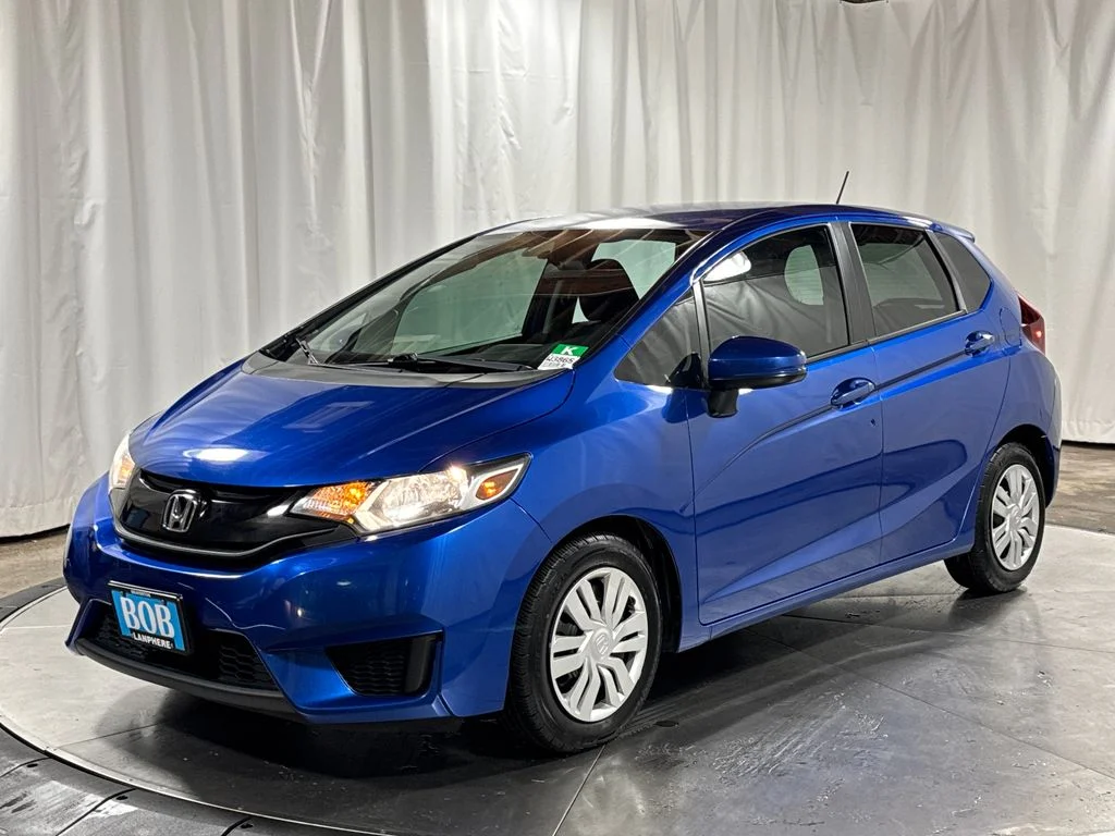 2017 Honda Fit LX 6MT's photo