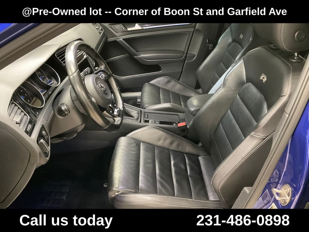 Used 2016  Volkswagen Base image 13