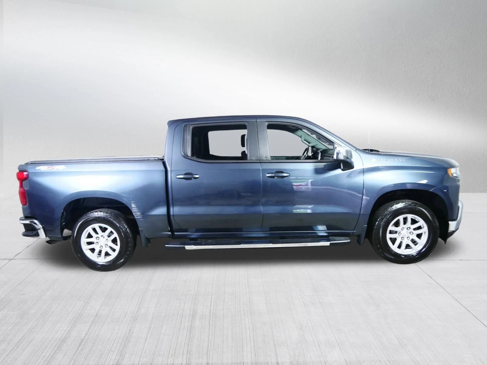 Used 2019 Shadow Gray Metallic Chevrolet LT image 8