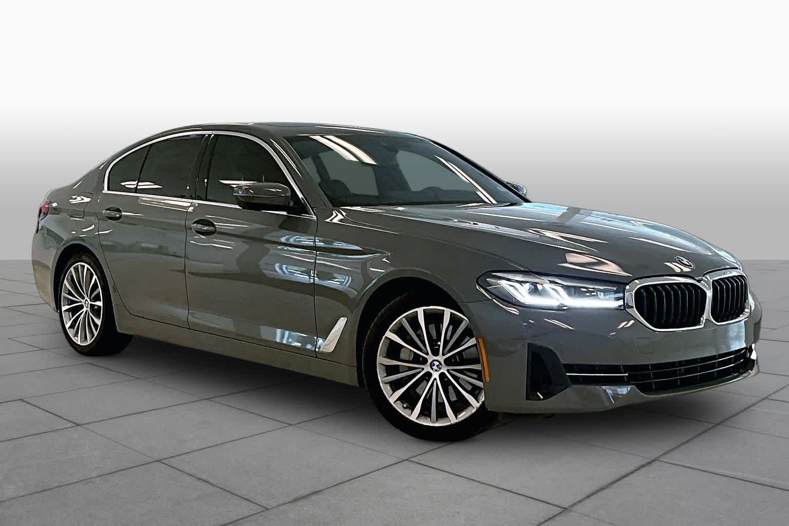 Used 2022 Bernina Grey Amber Effect Metallic BMW 530i image 2