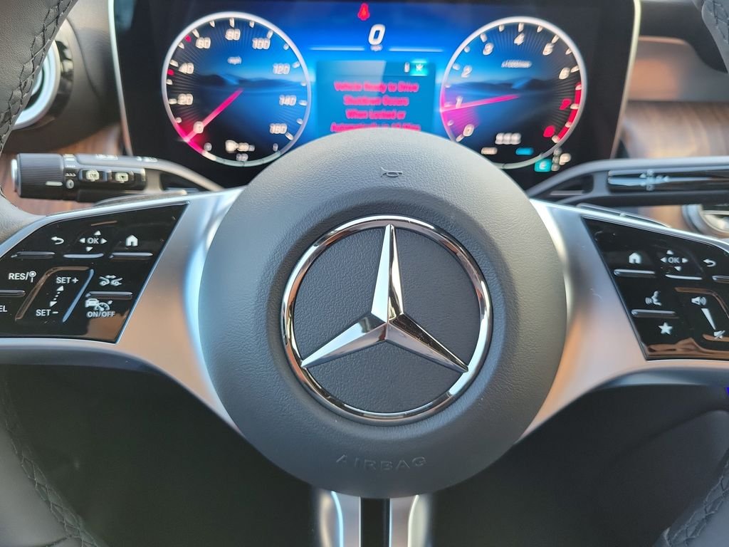 New 2027 Polar White Mercedes-Benz GLC 300 image 23