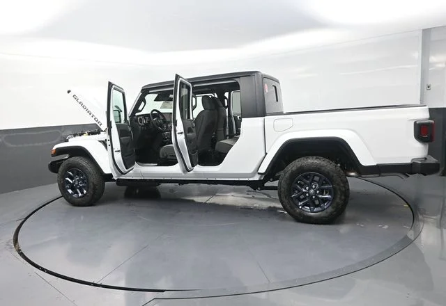 New 2026 Bright White Clear-Coat Exterior Paint Jeep 85th Anniversary Edition image 33