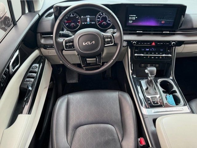 Used 2023 White Kia EX image 17