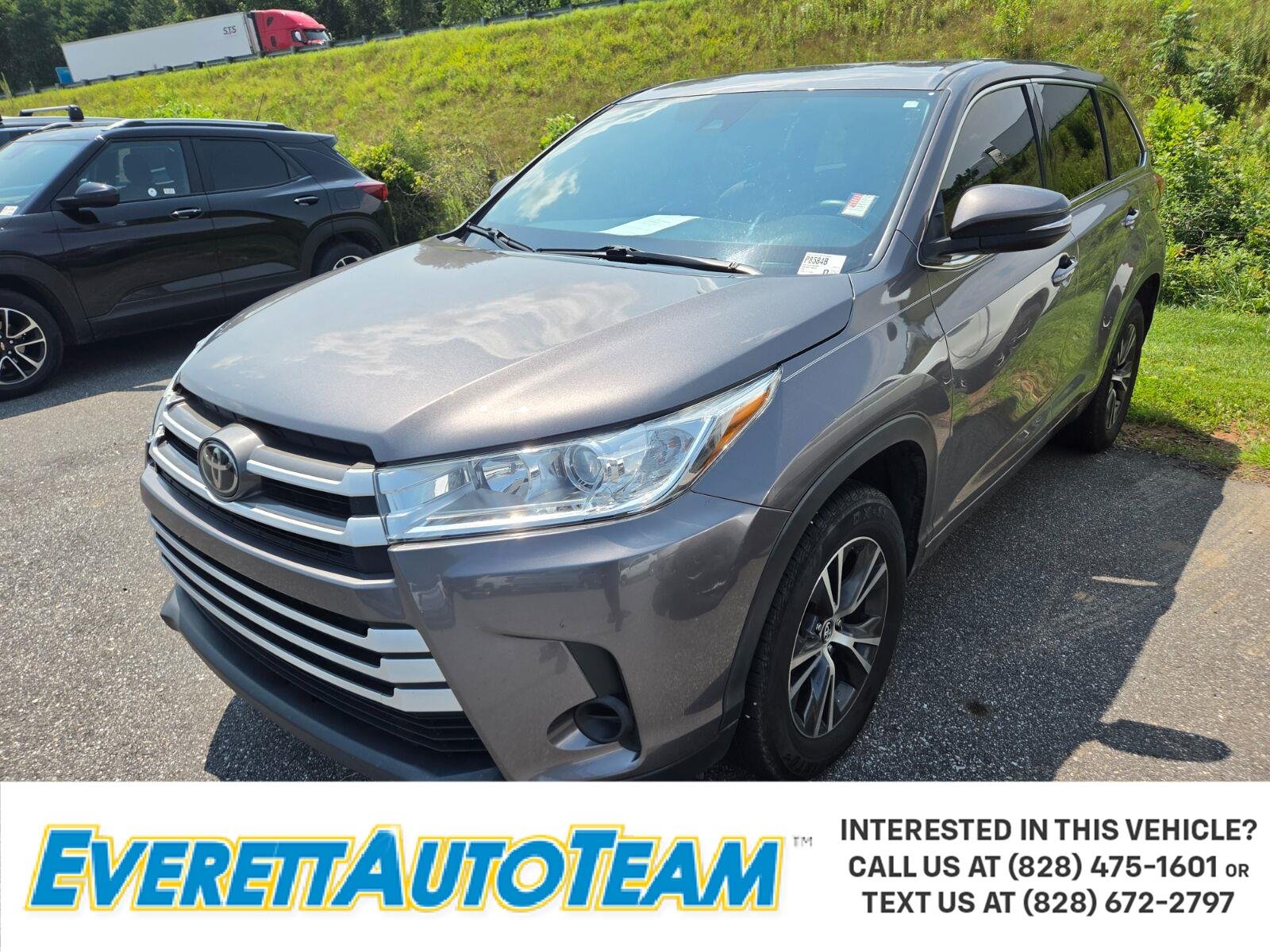 Used 2018 Grey Toyota LE image 1