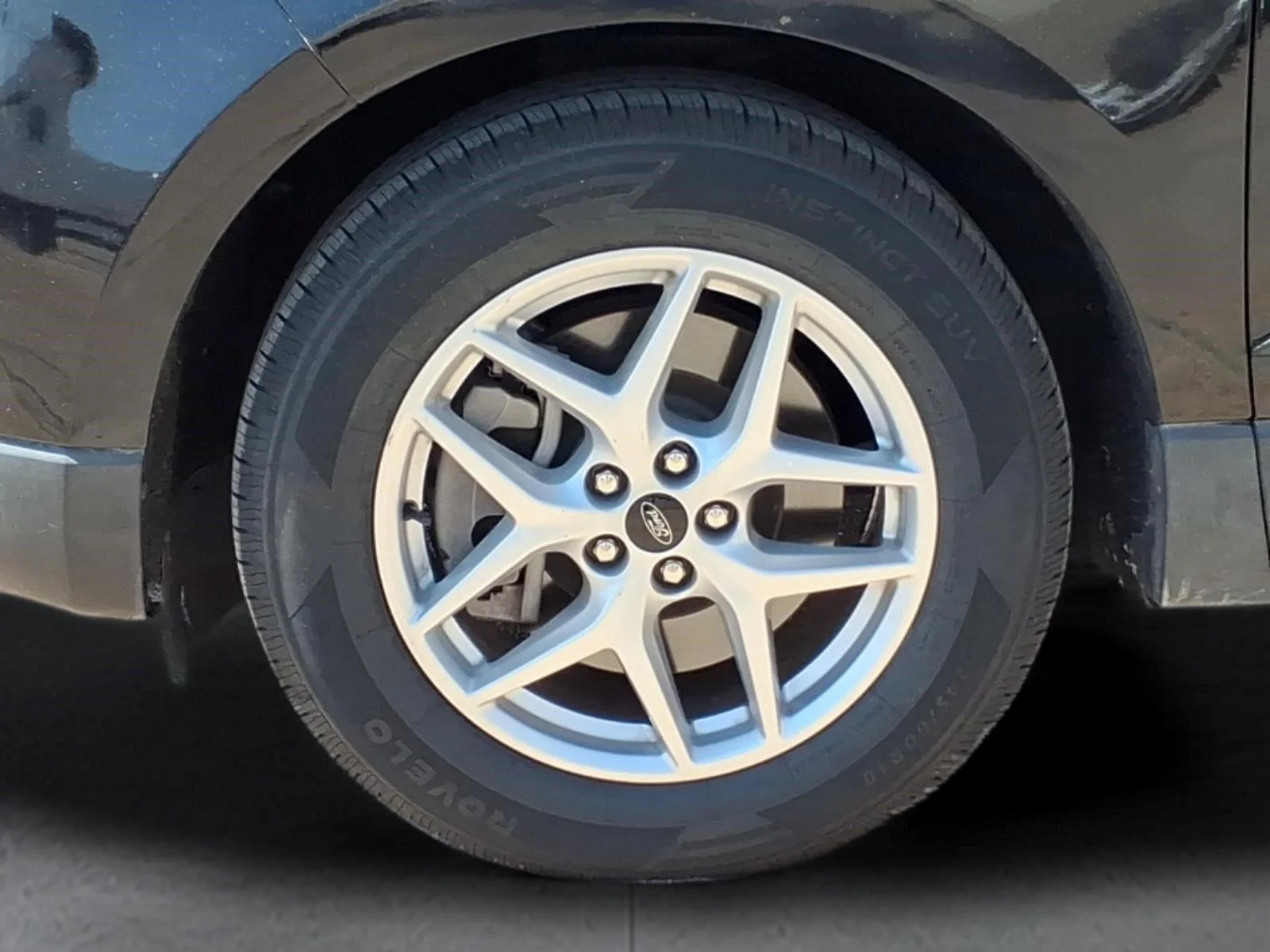 Used 2024 Agate Black Ford SEL image 9