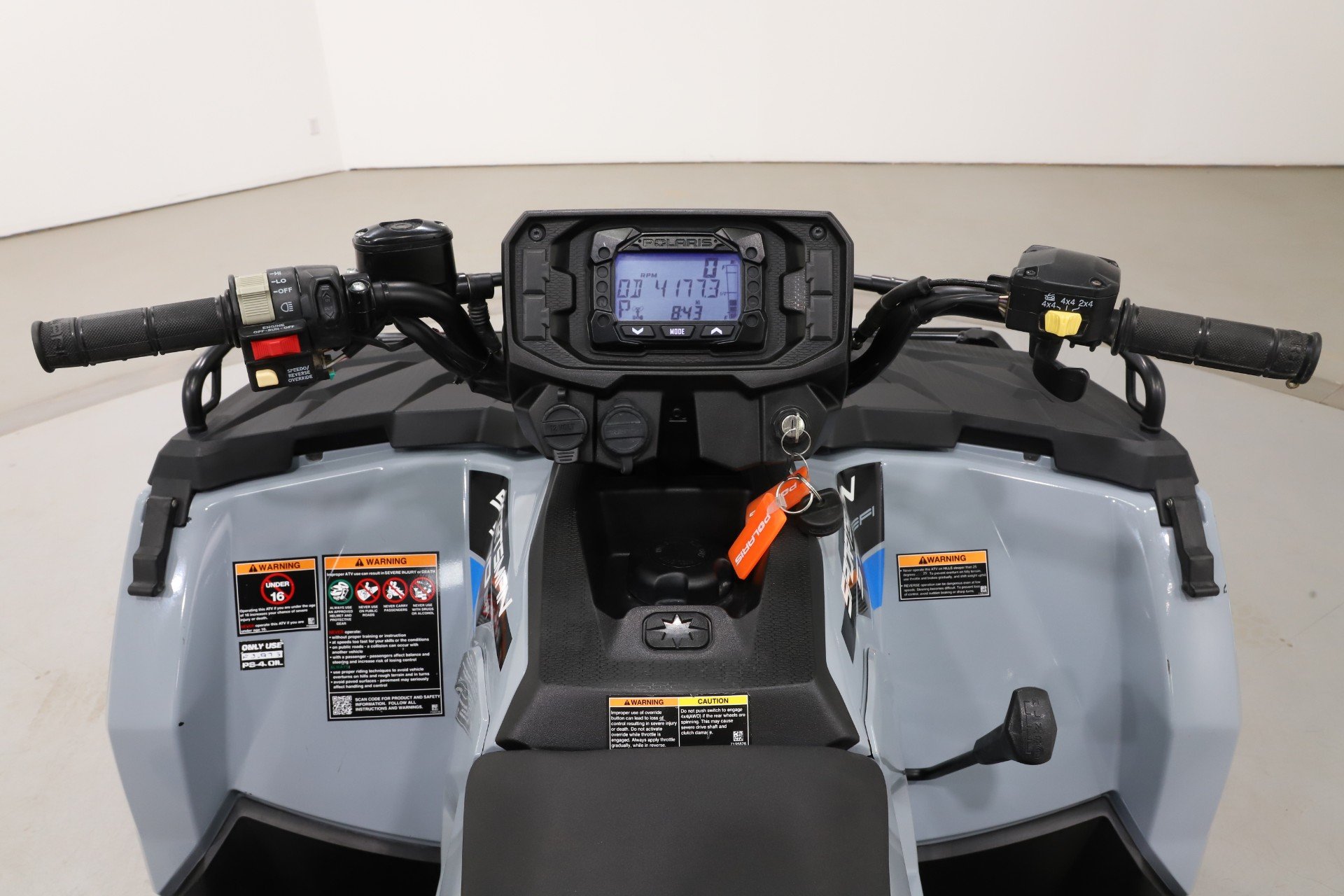 Used 2024  Polaris  image 4