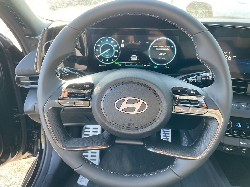 2025 Hyundai Elantra Blue - Photo 40