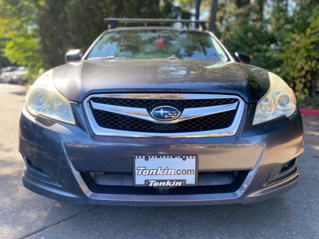 Used 2011 Gray Subaru 2.5i image 8