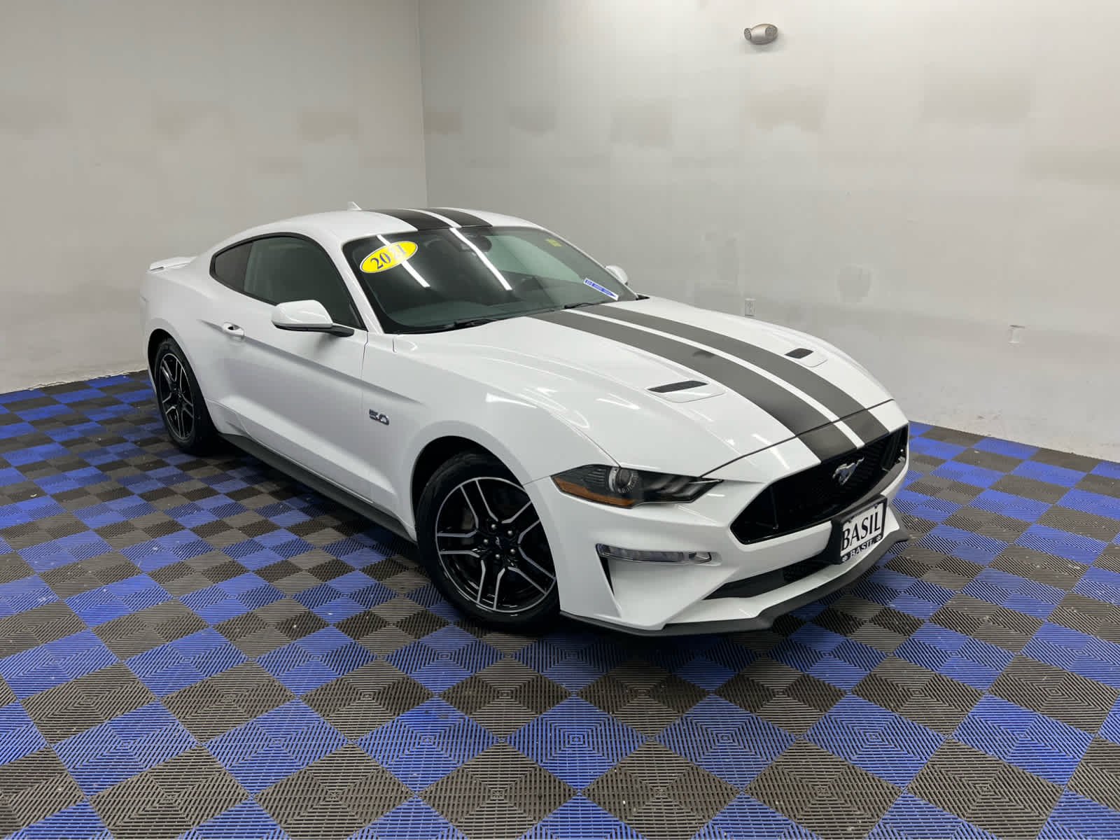 Used 2021 Oxford White Ford GT image 28