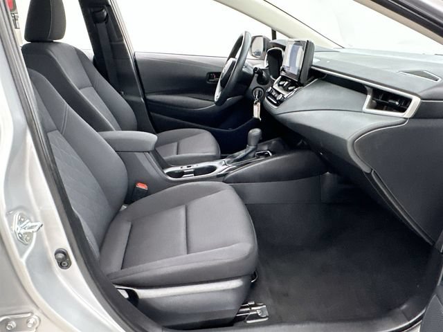2025 Toyota Corolla LE - Photo 15
