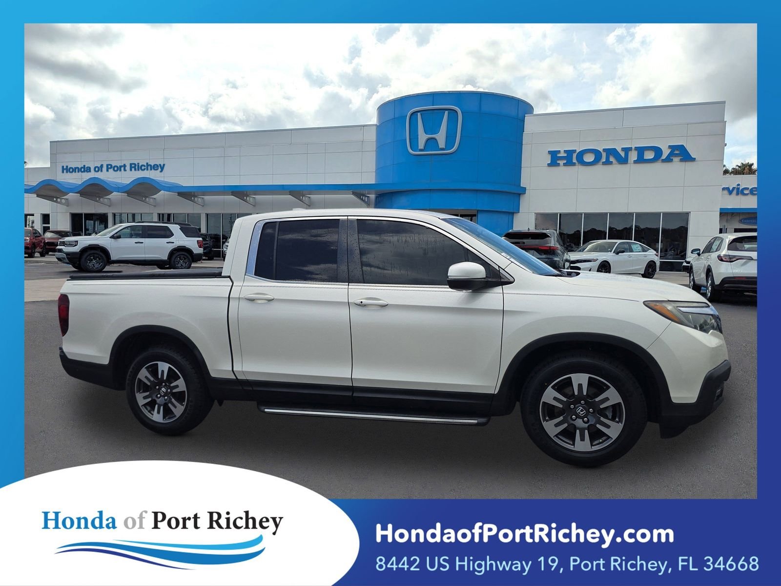 2017 Honda Ridgeline RTL's photo