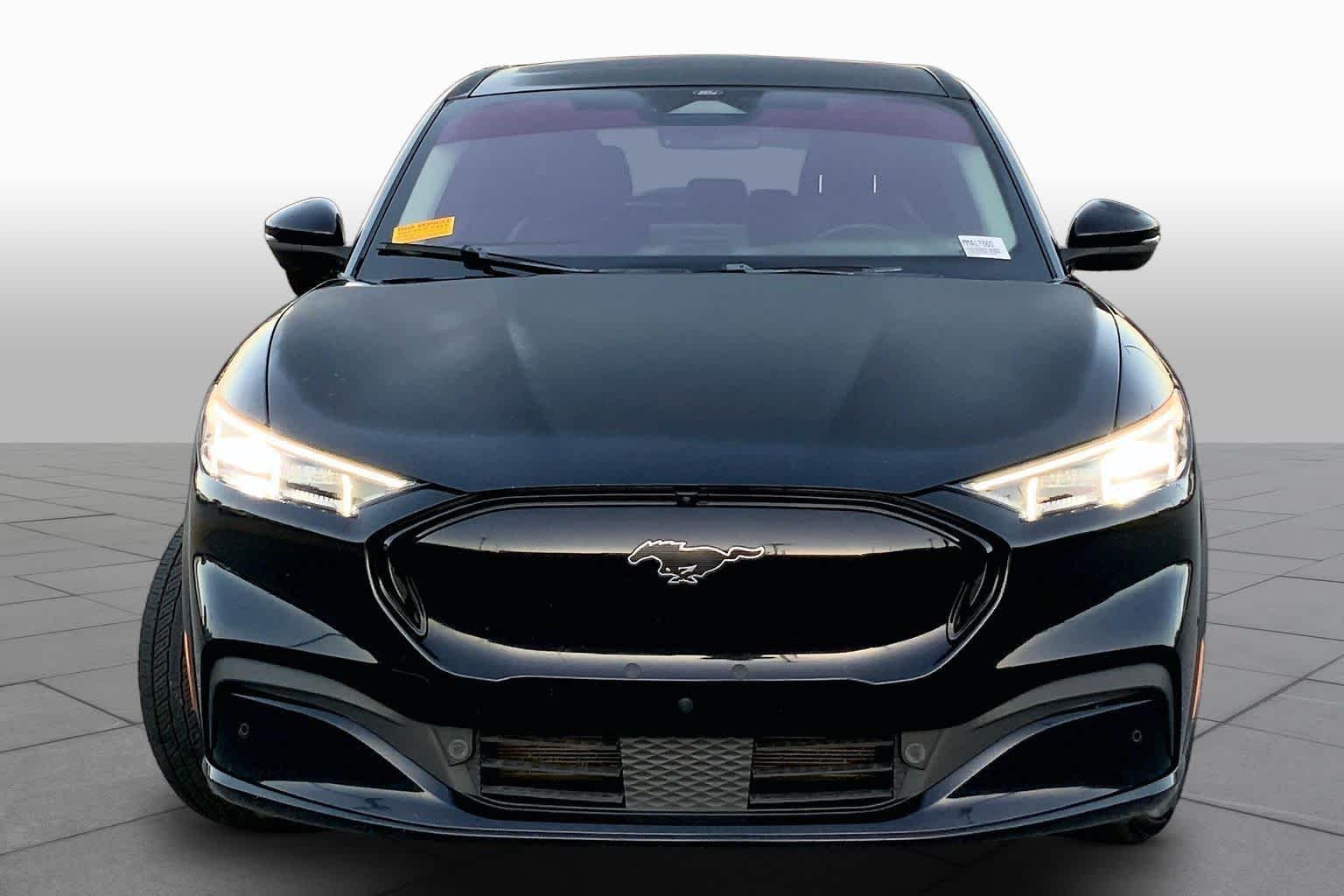 Used 2021 Shadow Black Ford Premium image 3