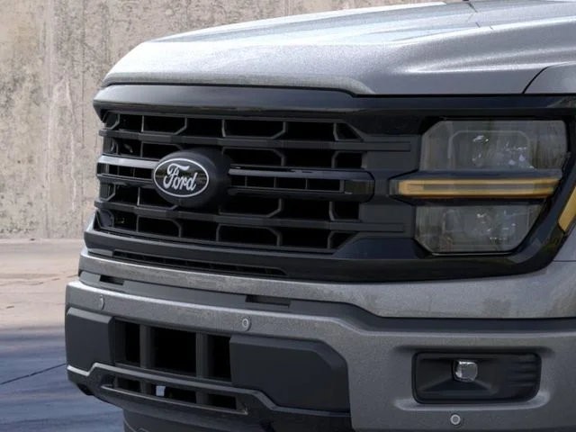 New 2026 Carbonized Gray Metallic Ford XLT image 21
