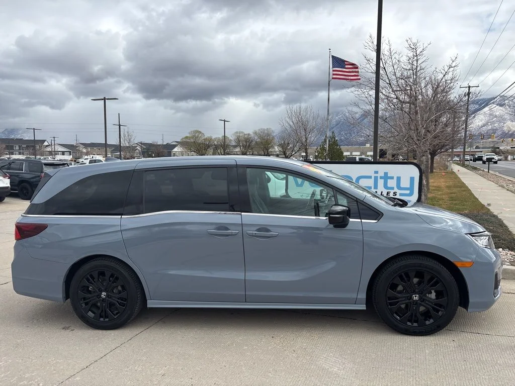 Used 2025 Black Honda Sport-L image 4