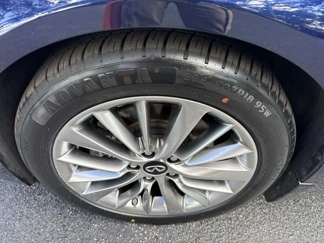 Used 2023 Blue INFINITI LUXE image 11