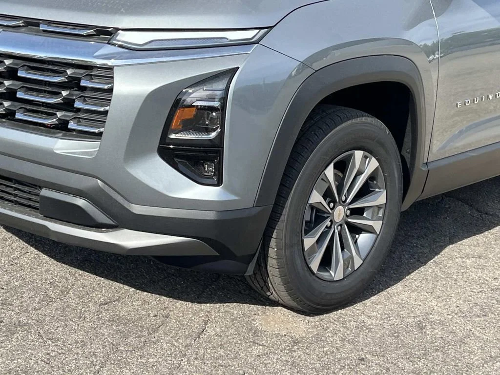 2026 Chevrolet Equinox LT - Photo 8