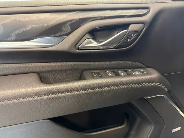 Used 2022 Black GMC Denali image 37