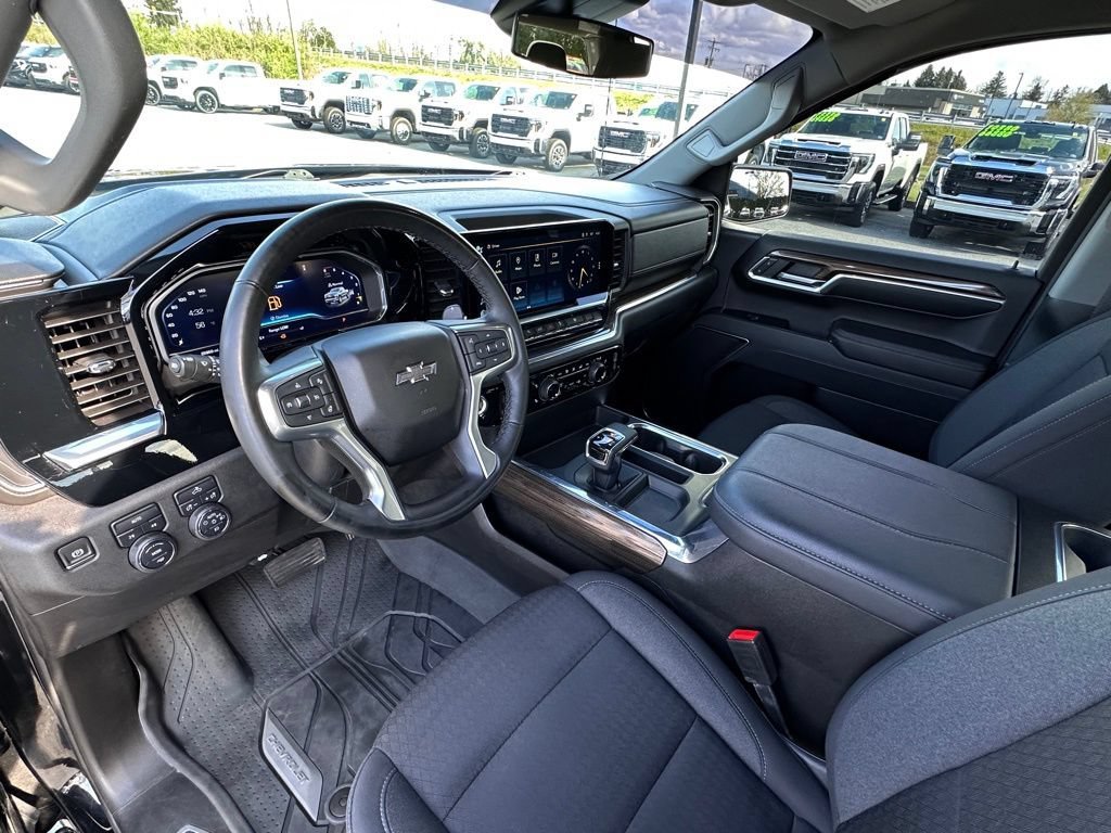 Used 2023 Black Chevrolet RST image 23