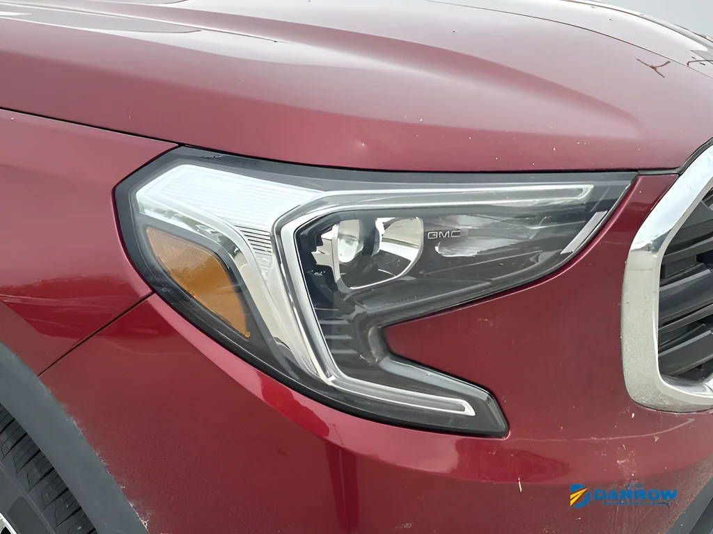 Used 2018 Red GMC SLE image 24
