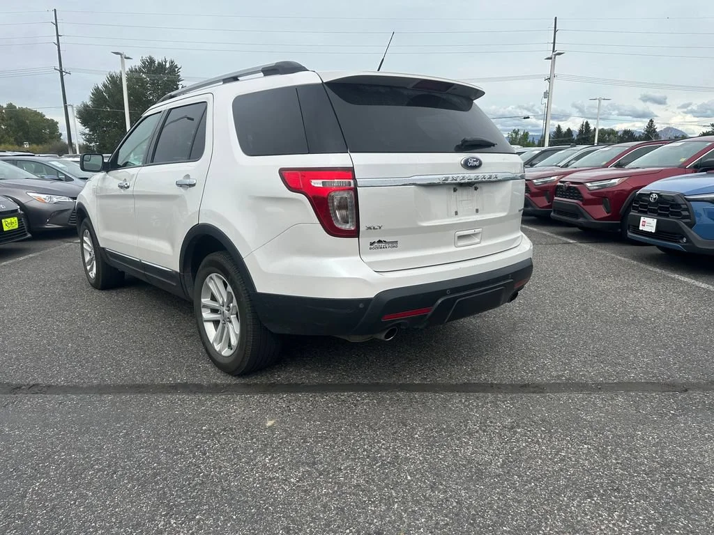 Used 2015 White Ford XLT image 3