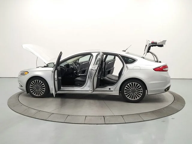 Used 2018 Silver Ford Titanium image 13