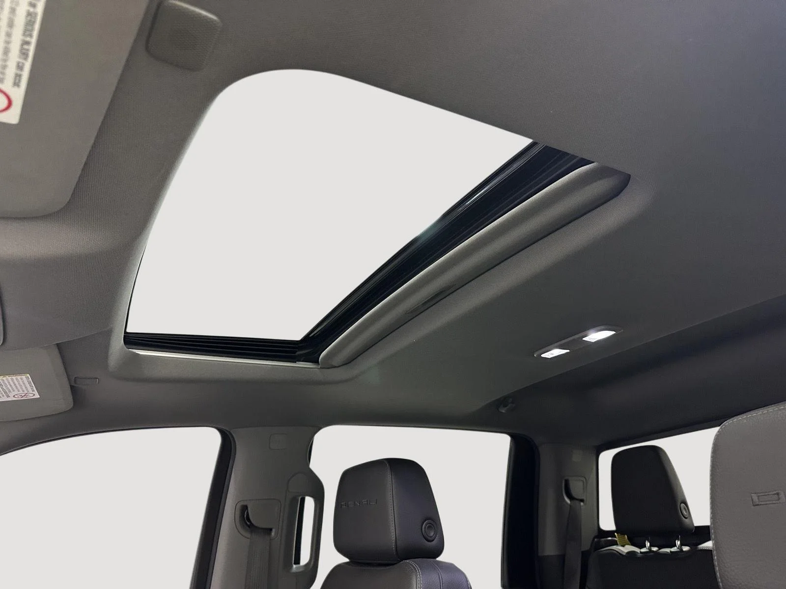 Used 2022 SUMMIT WHITE GMC Denali image 18
