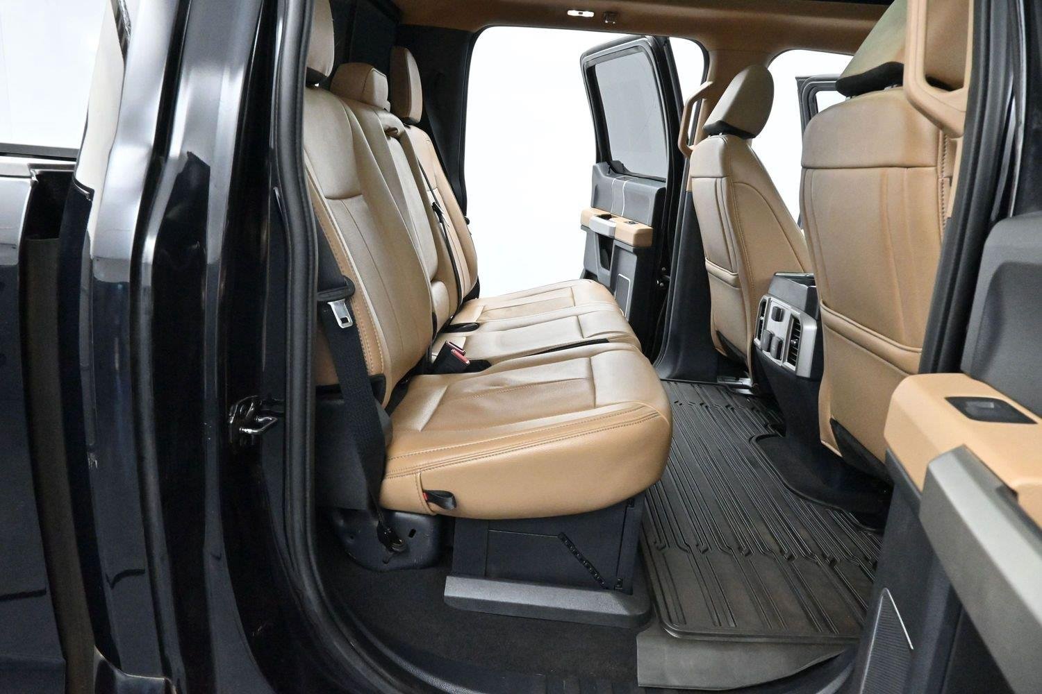 Used 2022 Agate Black Ford LARIAT image 37