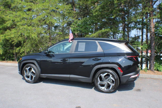 Used 2022 Phantom Black Hyundai SEL image 3