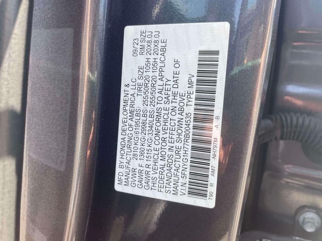Used 2024 Crystal Black Pearl Honda Touring image 18